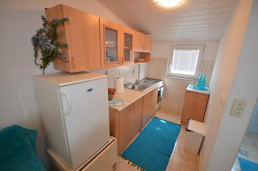 Apartment Delphin Vir Room photo